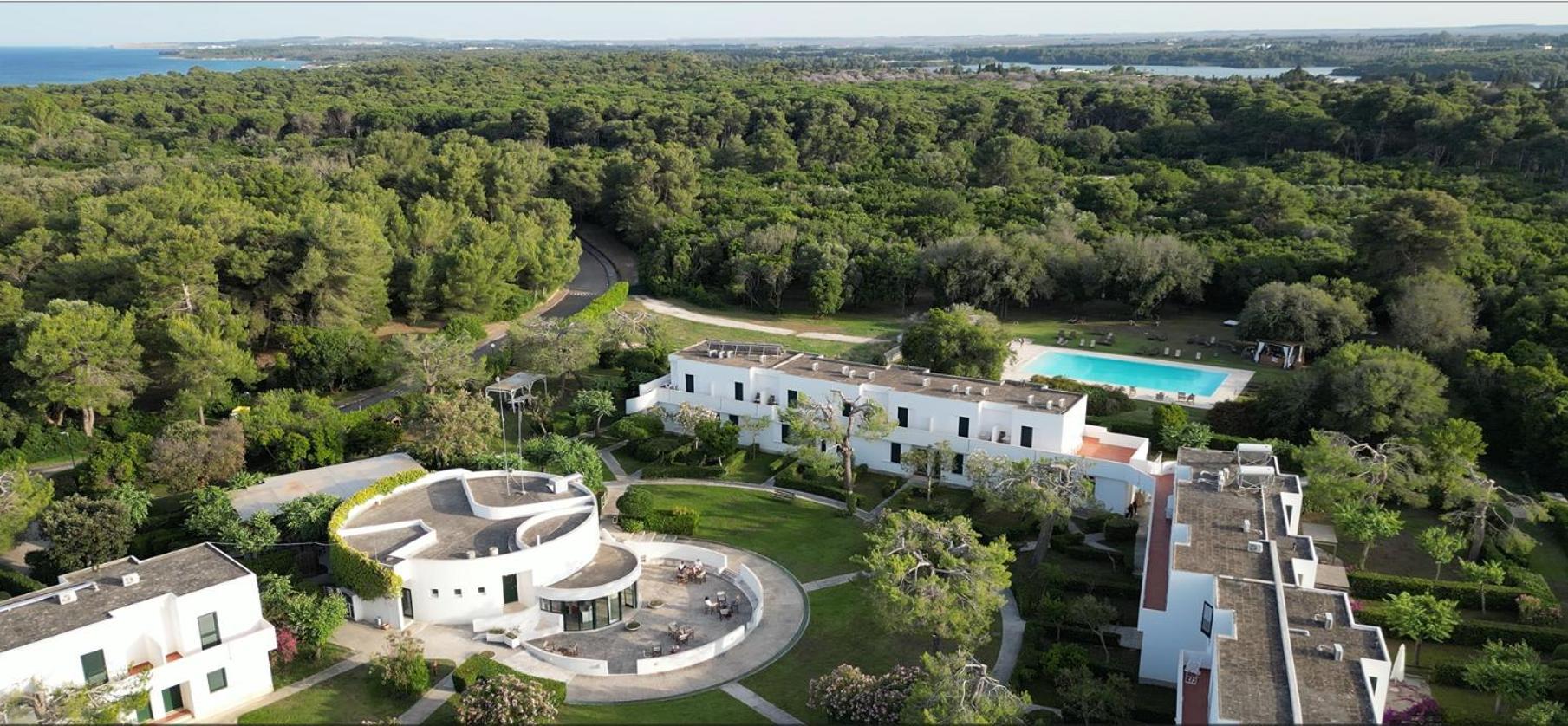 塞拉德利阿里米尼3号牵牛星公寓式酒店 奥特朗托 外观 照片